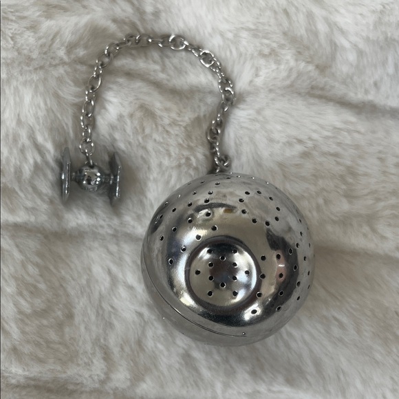 Death Star Tea Infuser *RARE* - Picture 2 of 3
